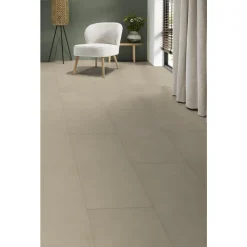Kwantum Klik Pvc-Vloeren|Tegellook Pvc Vloeren*Klik PVC Greighton Beige Tegel XL Plank Je berekent hoeveel meters je nodig hebt door lengte en breedte in te vullen