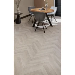 Kwantum Eetkamerstoelen*Stoel Lucca Legergroen Dr.Groen